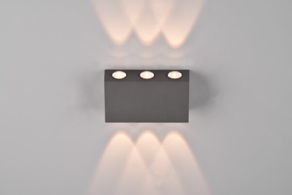 Trio 240760142 Clyde LED Nástěnné venkovní světlo | Teplá bílá | 2x3W | Černá