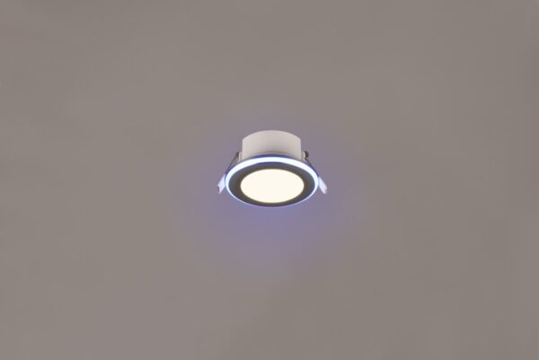Trio 653610106 Argus LED Bodové svítidlo | RGB | Teplá bílá | 4W | Chrom | Kov