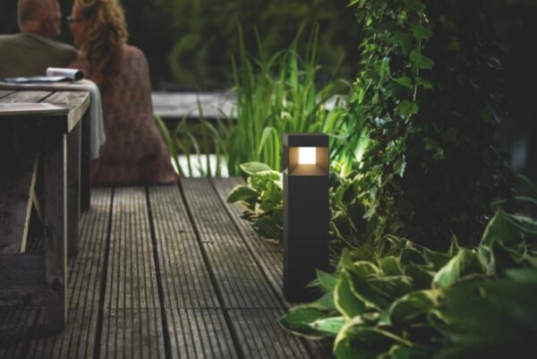 Philips 16481/30/P0 Parterre LED Zahradní sloupkové světlo | Teplá bílá | 8W | Černá