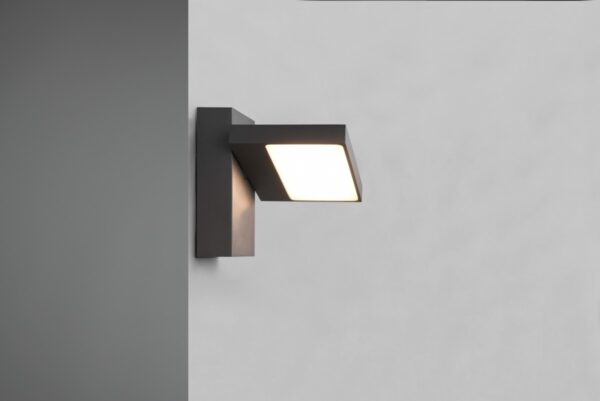Trio 226360142 Horton LED Nástěnné venkovní světlo | Teplá bílá | Černá | 8W