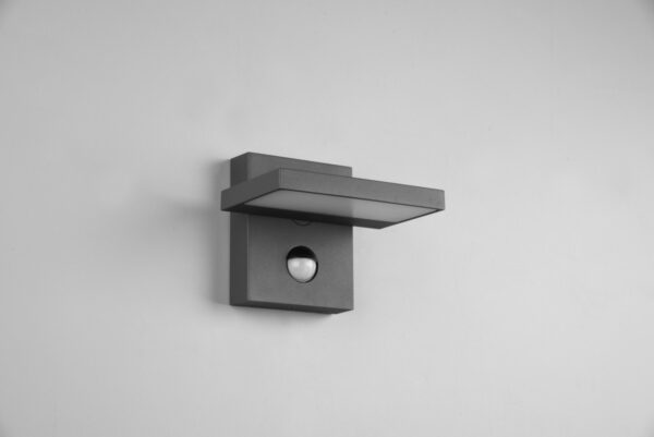 Trio 226369142 Horton LED Nástěnné venkovní světlo | Teplá bílá | Černá | 8W
