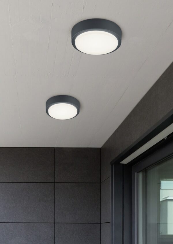 Trio 227260142 Breg LED Nástěnné venkovní světlo | Teplá bílá | 9W | Černá