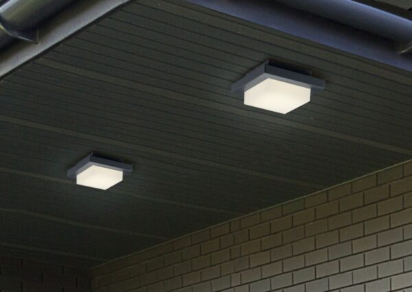 Trio 228960142 Hondo LED Nástěnné venkovní světlo | Teplá bílá | 4W | Černá