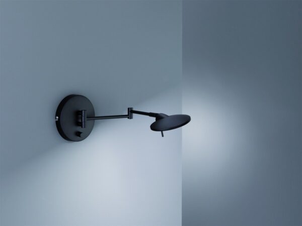 Trio 274770132 Kazan LED nástěnní svítidlo | Teplá bílá | 8W | Černá