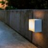 Lutec 5289401469 Gridy LED Nástěnné venkovní světlo | Teplá bílá | Bílá | 14,5W | 3000 K