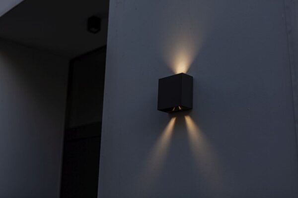 Lutec 5104003012 Gemini LED Nástěnné venkovní světlo | Teplá bílá | Černá | 10W