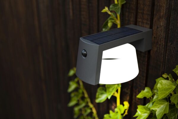 Lutec 6906001118 Moon LED Nástěnné solární venkovní světlo | Přírodní bílá | Šedá | 9,5W | 4000 K