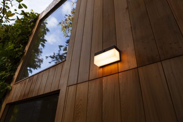 Lutec 6941502330 Fran LED Nástěnné venkovní světlo | Variabilní | Černá | 9,7W