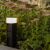 Lutec 7202201012 Mains Smart LED Zahradní zásuvkový sloupek | Teplá bílá | 11W | Černá | zásuvka schuko