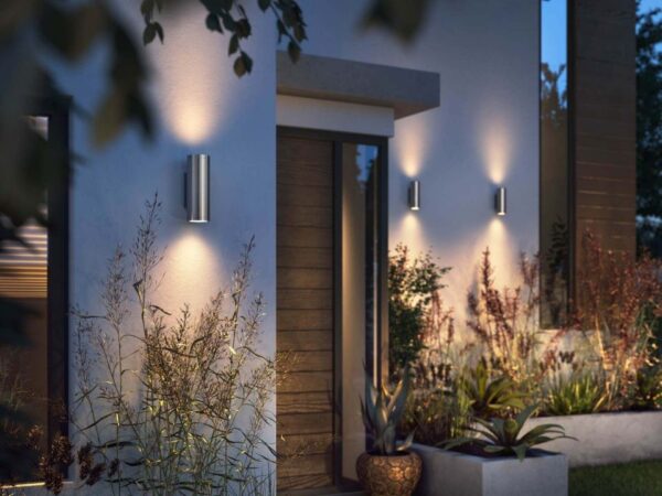 Philips Hue 17463/47/P7 Smart LED Nástěnné venkovní světlo | RGB | Variabilní | Kov | Nerez | 2x8W