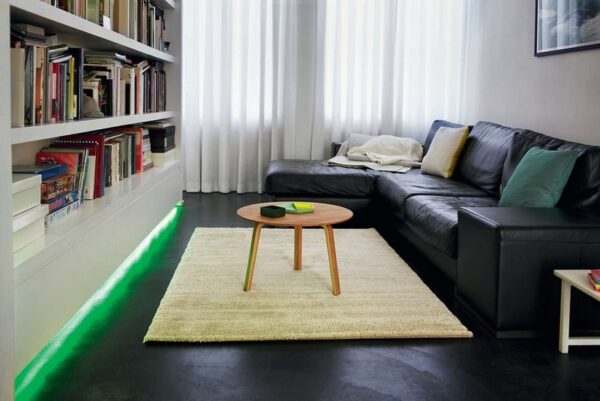 Philips 70102/31/P6 LED žárovka | RGB | 17W