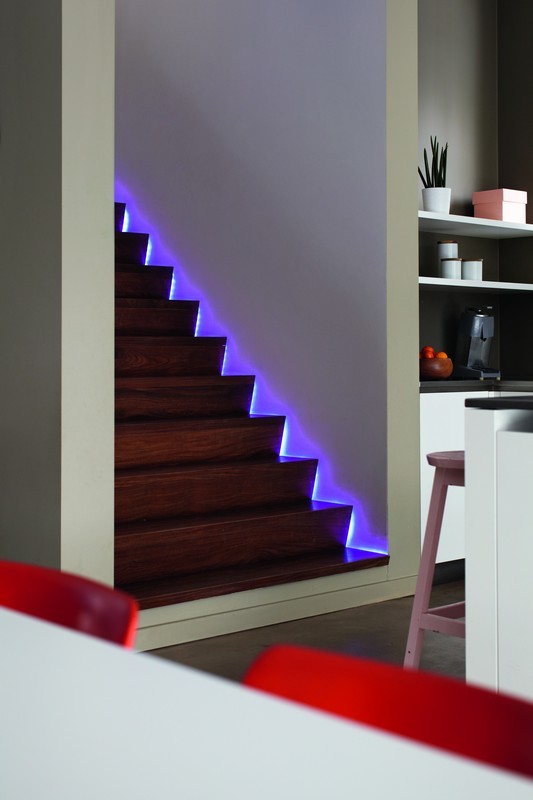 Philips 70102/31/P6 LED žárovka | RGB | 17W