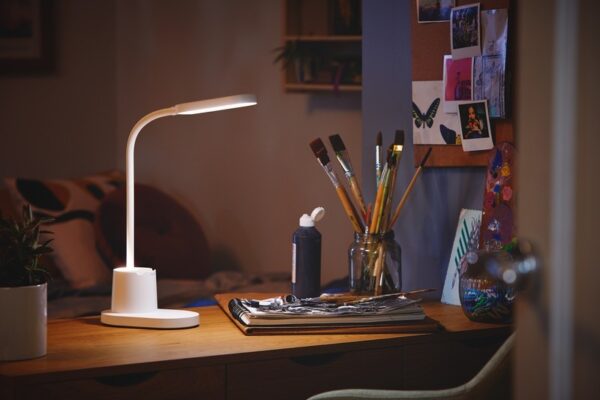 Philips 8719514443792 Rock LED Stmívatelná stojací lampa | Variabilní | Bílá | 7W