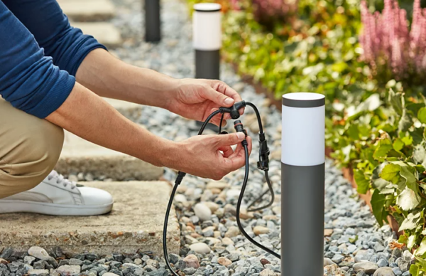 Philips 8719514477131 Gardenlink LED Zahradní sloupkové světlo | Teplá bílá | Černá | 6W