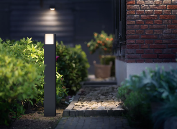 Philips 8719514490260 Arbour LED Zahradní sloupkové světlo | Teplá bílá | Černá | 3,8W