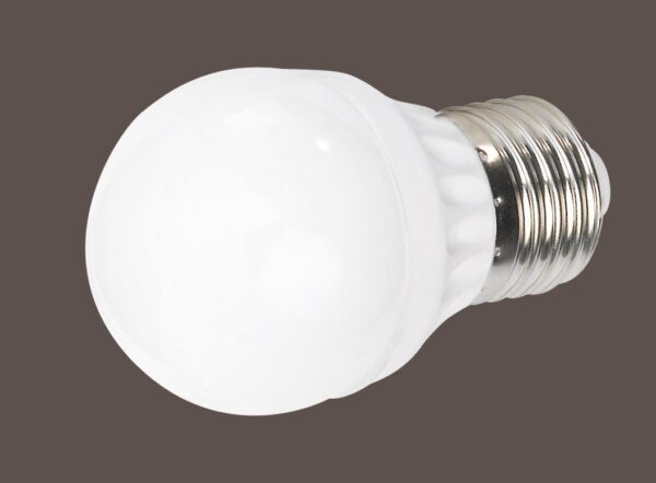 Trio 986-40 LED žárovka E27 | Teplá bílá | 4W