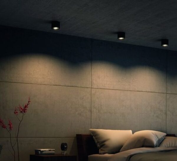 Philips 53300/30/16 Phase LED bodové svítidlo | Teplá bílá | Černá | 4,5W