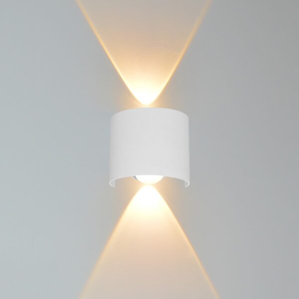 Italux 5902854534432 LED Nástěnné venkovní světlo | Teplá bílá | 2W | Bílá