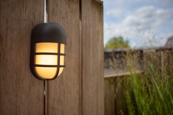 Lutec 6383001118 Bullo LED Nástěnné venkovní světlo | Teplá bílá | 1,5W | Šedá