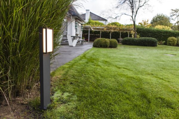 Lutec 7193001118 Qubo LED Zahradní sloupkové světlo | Teplá bílá | 18W | Šedá