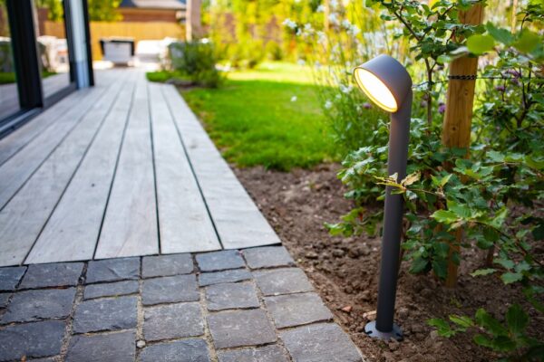 Lutec 7288601118 Dakota Smart LED Zahradní sloupkové světlo | Variabilní | 12W | Šedá