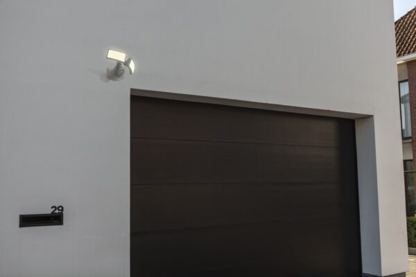 Lutec 7632201053 Arc LED Nástěnné venkovní světlo | Studená bílá | Bílá | 19W