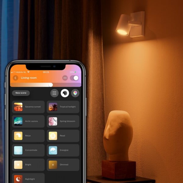 Philips Hue 50621/31/P7 Smart LED bodové svítidlo | RGB | Variabilní | Bílá | 5,7W | 4