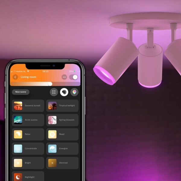 Philips Hue 50633/31/P7 Smart LED stropní svítidlo | RGB | Variabilní | Bílá | 3x5,7W