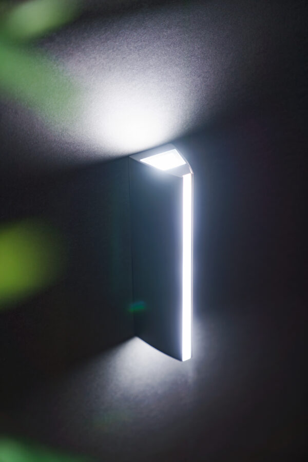 Lutec 5192701330 Leo LED Nástěnné venkovní světlo | Teplá bílá | Černá | 15W | 3000 K