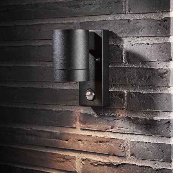 Nordlux Tin Maxi Sensor (černá) Venkovní nástěnná světla s čidlem kov, sklo IP54 21509103