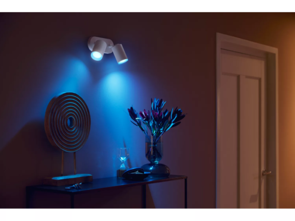 Philips HUE  8720169319455 LED bodové stropní svítidlo Fugato  | 2x4,2W GU10 | 2000-6500K+RGBK