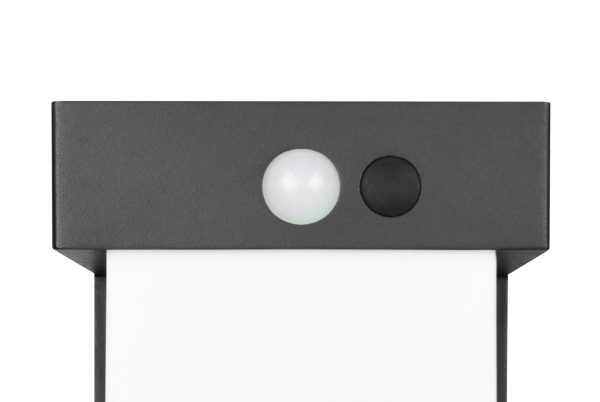 Trio TR23286132 LED solární venkovní nástěnné svítidlo COLOMBO  | 5,5W integrovaný LED zdroj | 650lm | 4000K