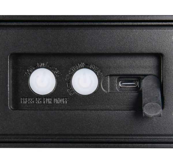 Trio TR23306102 LED solární venkovní nástěnné svítidlo SILVES  | 6W integrovaný LED zdroj | 700lm | 4000K