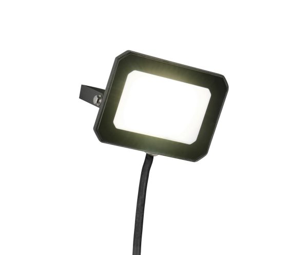 Trio TR23346132 LED reflektor FUNCHAL  | 20W integrovaný LED zdroj | 1800lm | 4000K